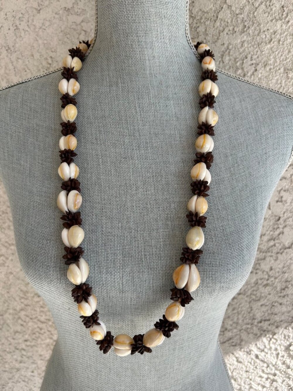 Vintage Hawaiian Cowrie Shell Koa Sees Necklace Lei Seashell Mermaidcore‎ Beachy